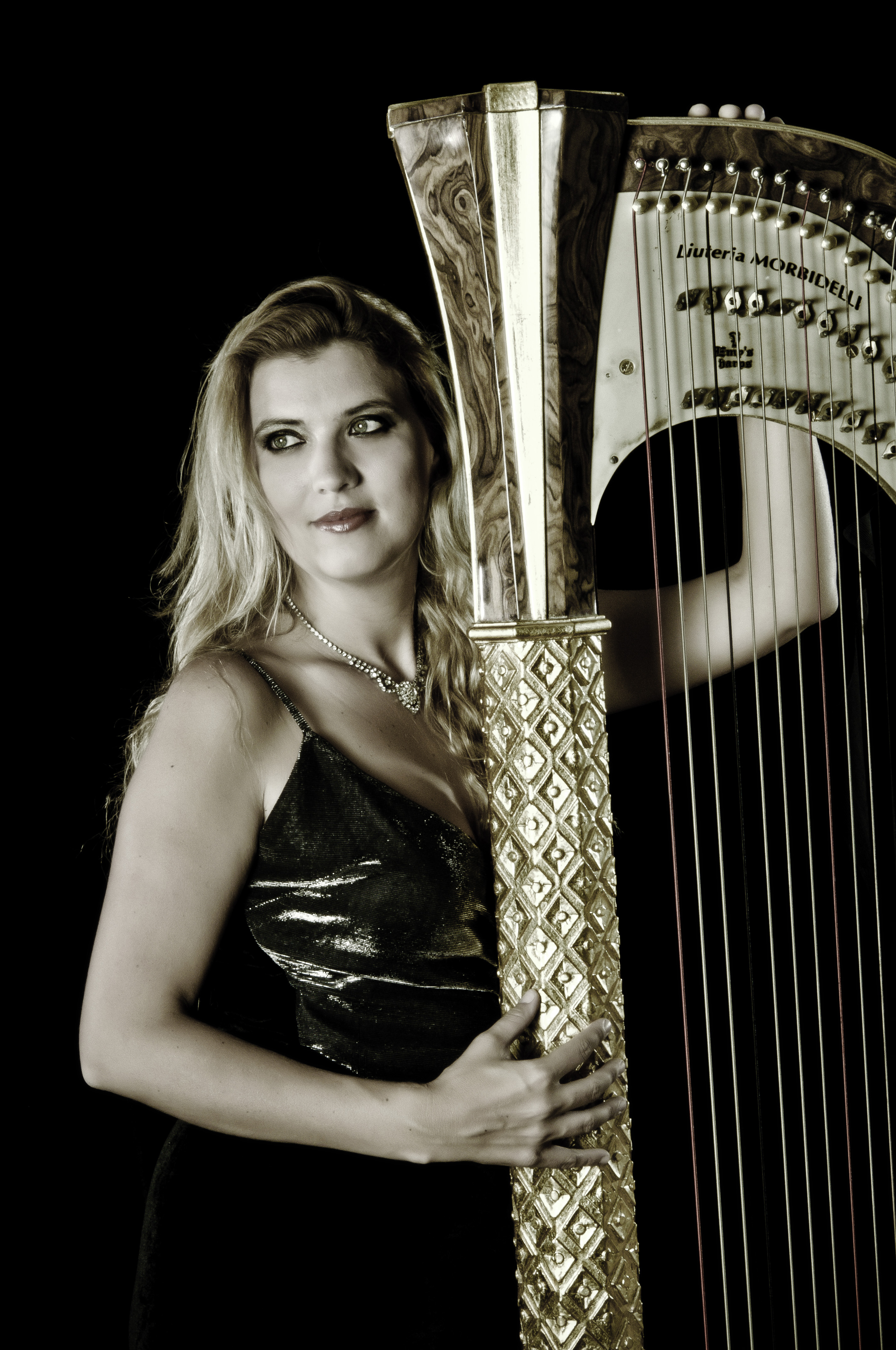 SARA TERZANO arpista harp ALCHIMEA